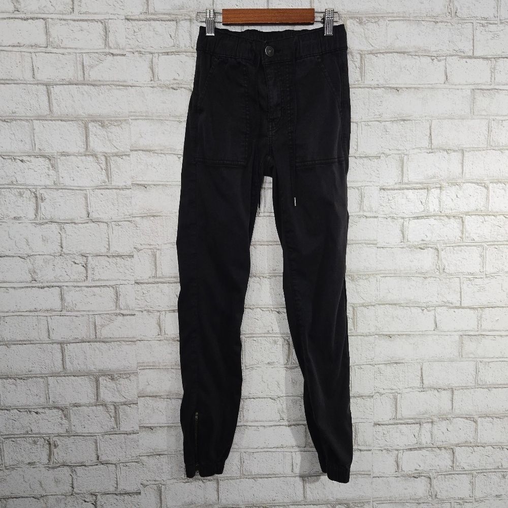 AEO black jogger pants